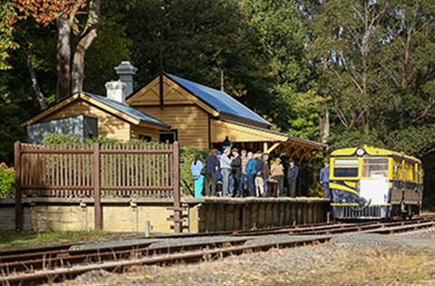 People stating on the platform of the Bullarto Railway station