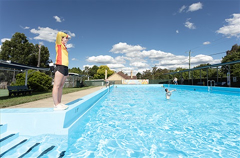 Hepburn Shire pool with lifeguard watching children