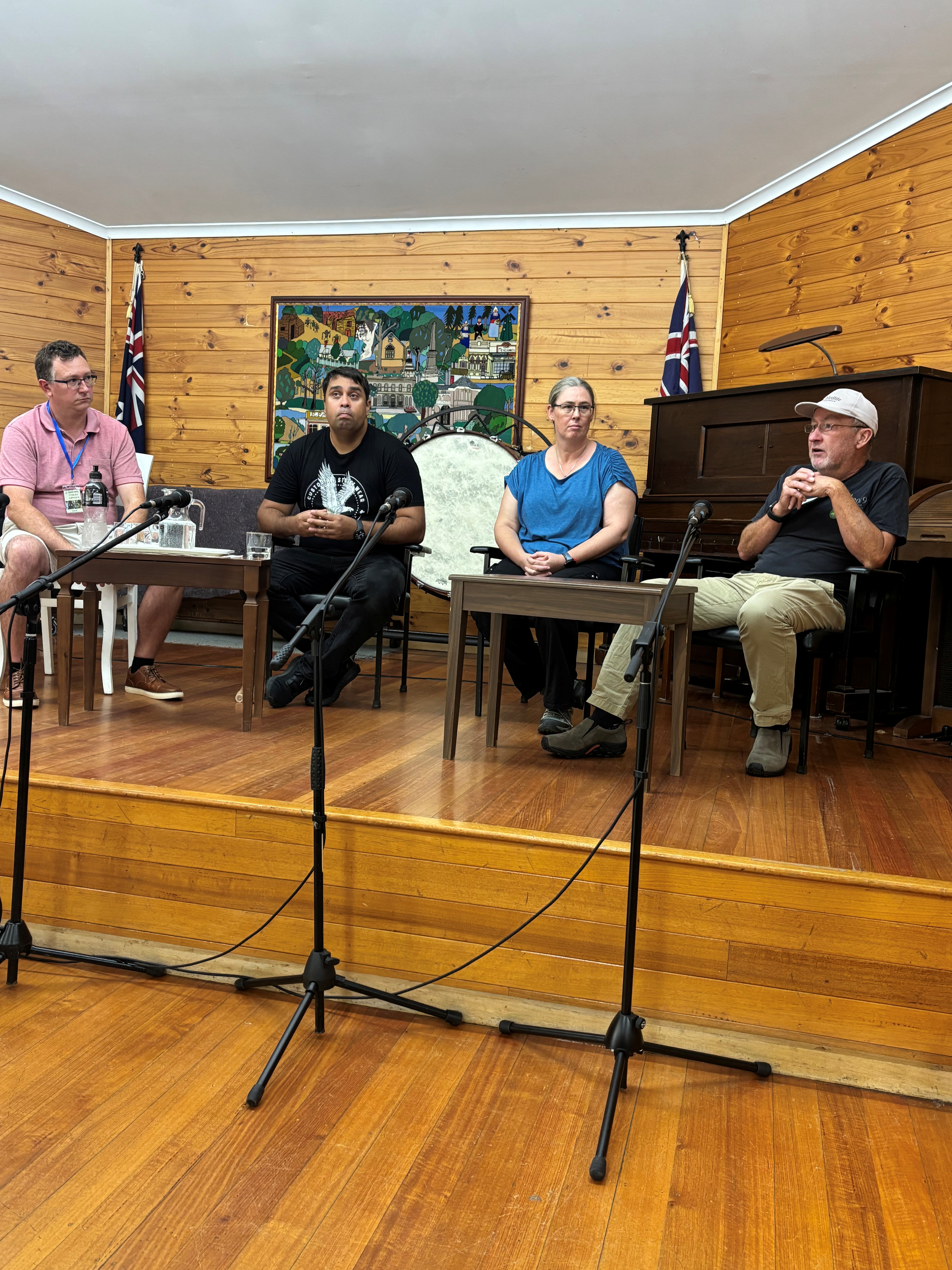 Panel-members-Bald-Hills-Creswick-Landcare-information-session.jpg