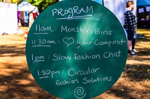 Sign sustainabile Hepburn Day 